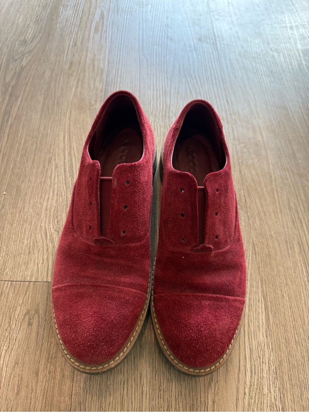 Ecco Women's Burgundy Suede Slip-On Loafers